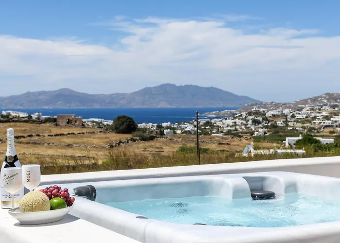 Regency Sunset Apartment *